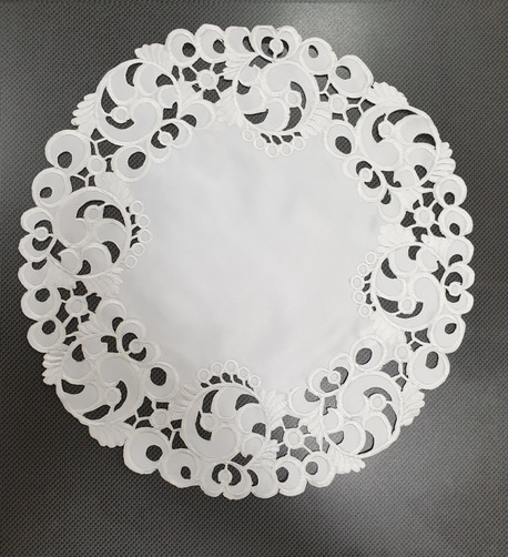 Serwetka haftowana 40 cm biały paczka 6 sztuk DA-12719 (1)